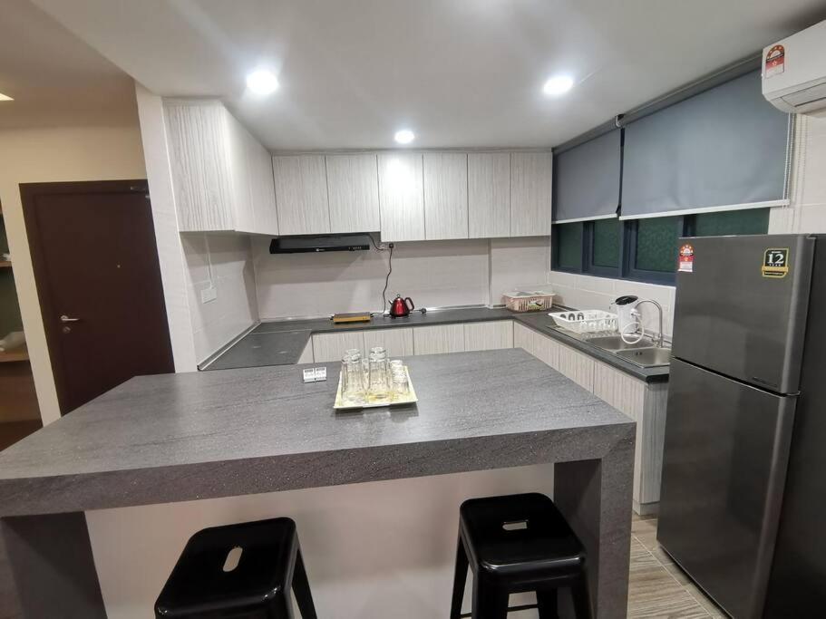 Teo Resident 2 Vivacity Jazz Suite 4 Kuching Eksteriør bilde